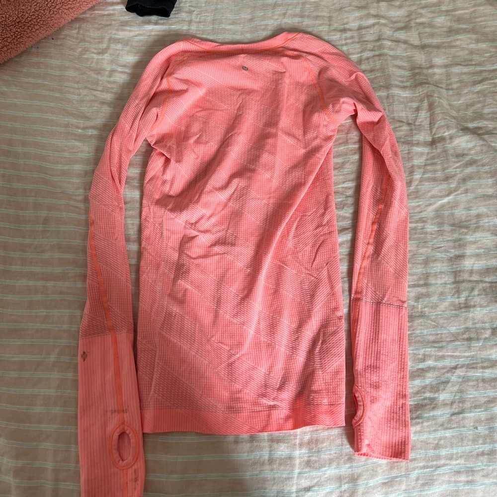 Lululemon running long sleeve